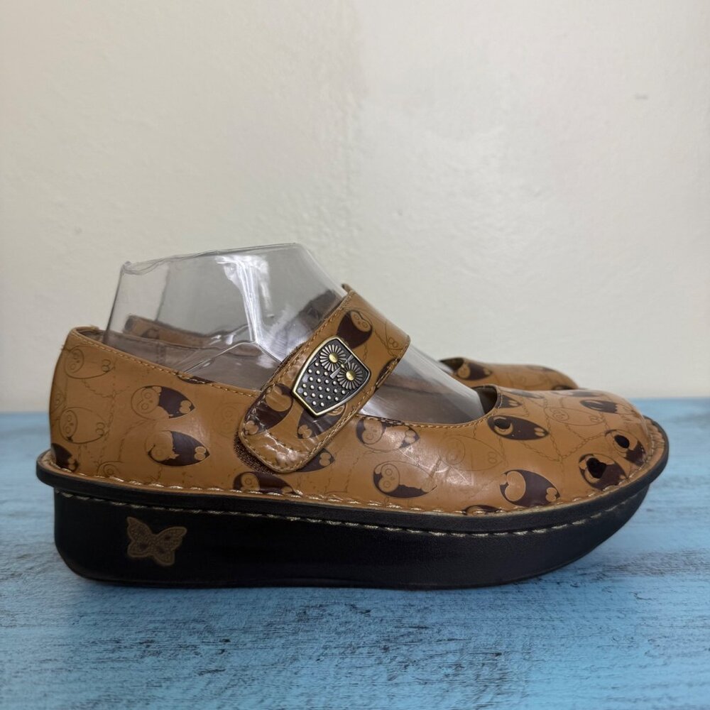 Alegria Tan Mary Jane Platform Shoes with Brown Pattern
